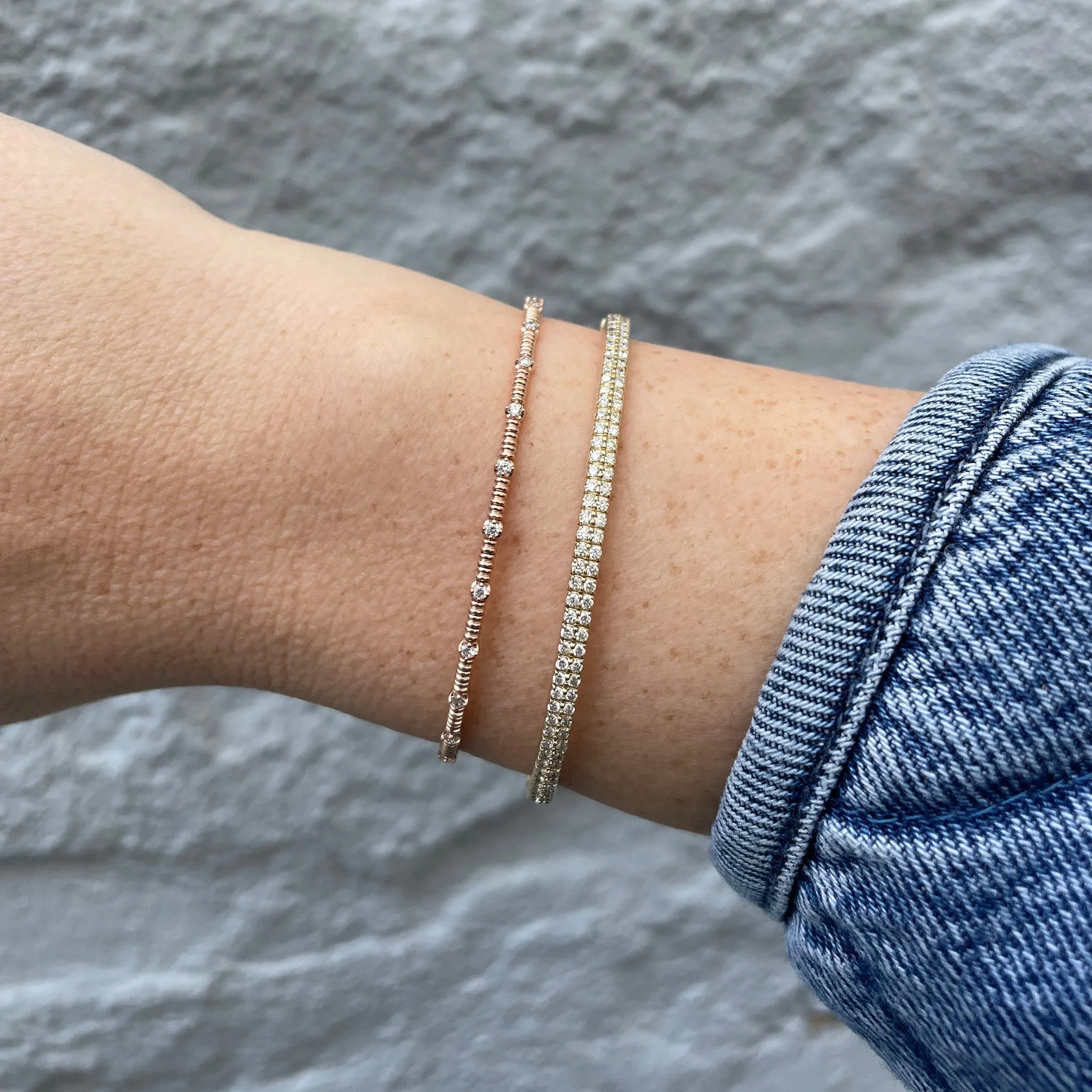 1ctw Diamond Pavé 14K Yellow Gold Flexible Bangle
