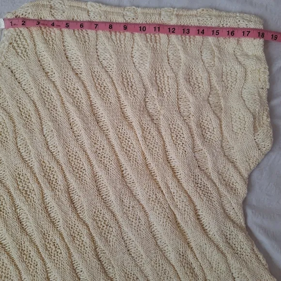 ANTHROPOLOGIE NEW TAGS Cream Cable Knit Sweater