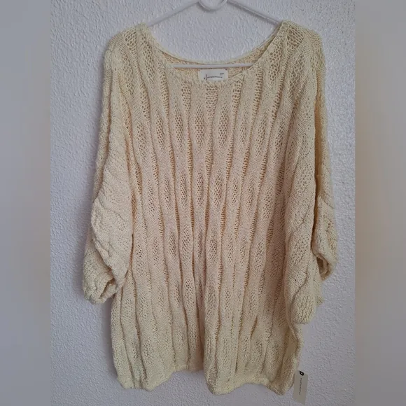 ANTHROPOLOGIE NEW TAGS Cream Cable Knit Sweater