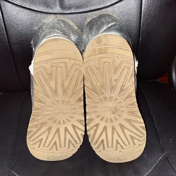 Authentic UGG Metallic Silver Leather &amp; Suede Shearling Boots