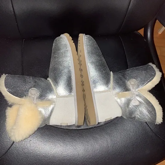 Authentic UGG Metallic Silver Leather &amp; Suede Shearling Boots