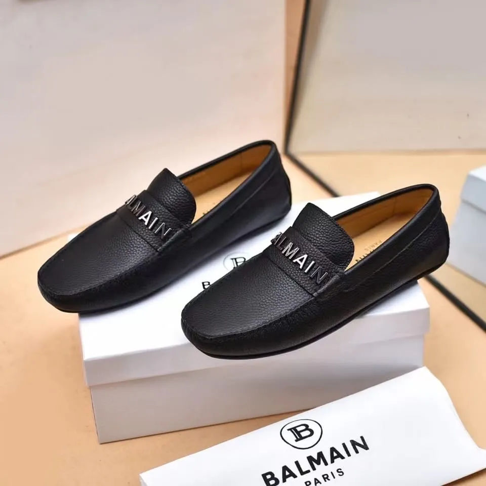 BALMAIN || Logo-Plaque Calf Leather Loafers / BLACK