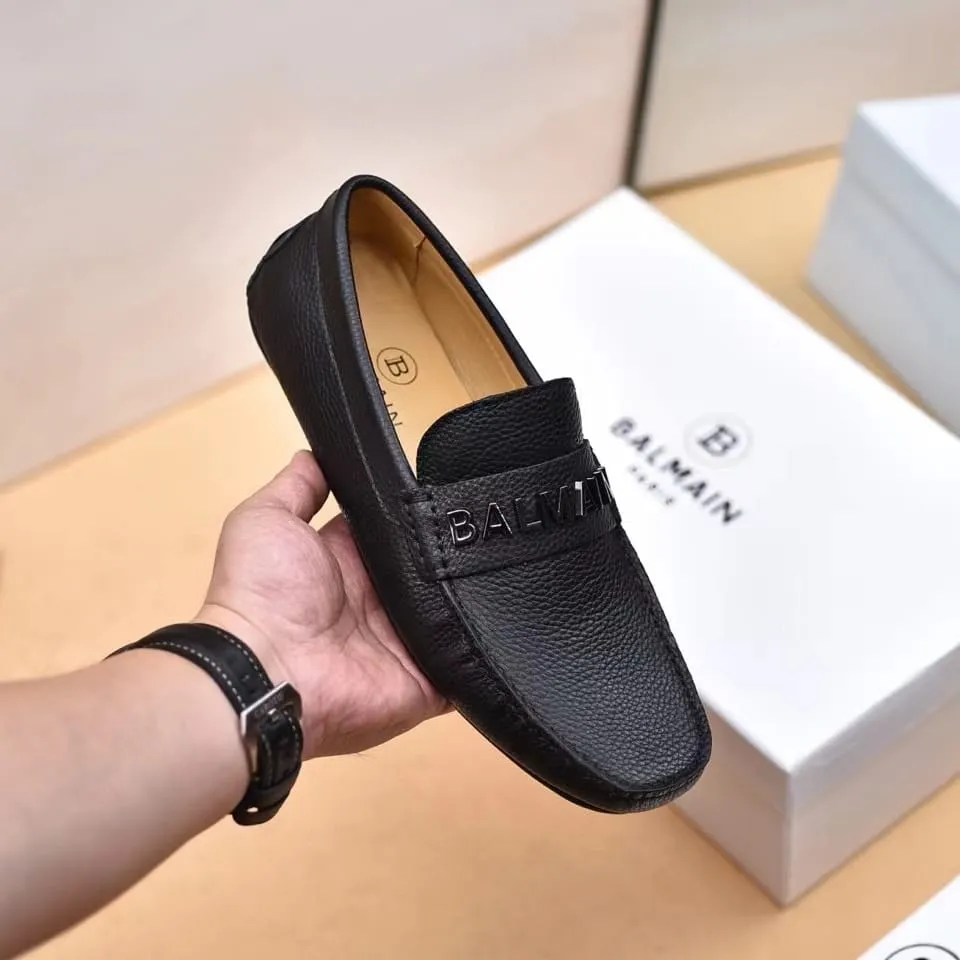BALMAIN || Logo-Plaque Calf Leather Loafers / BLACK