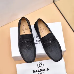 BALMAIN || Logo-Plaque Calf Leather Loafers / BLACK