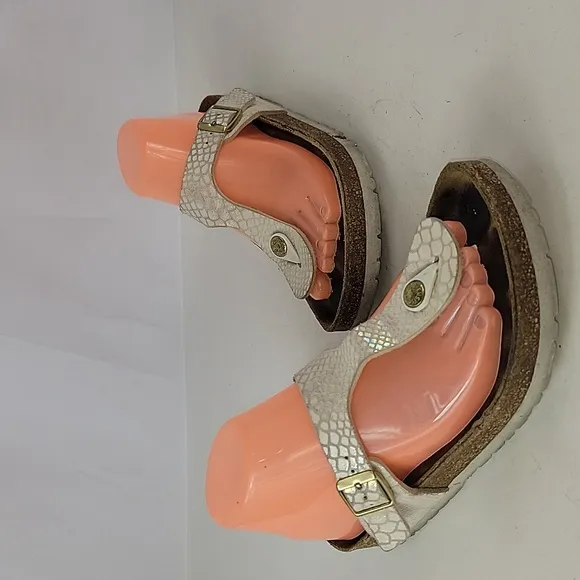 Birkenstock Gizeh Animal Print Women’s Sandals