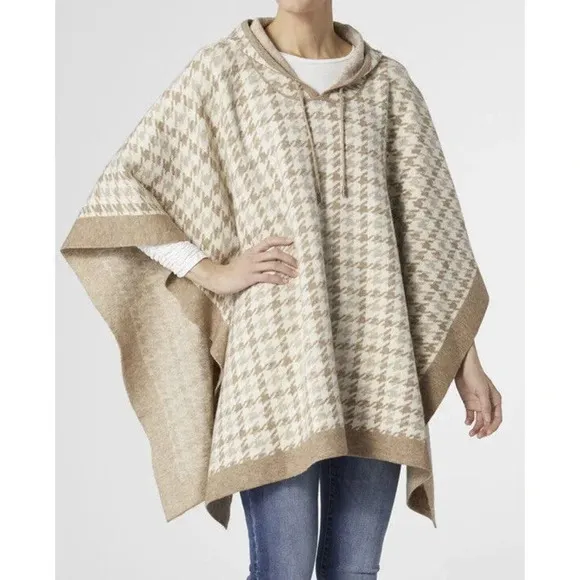 Coco   Carmen Brina Hooded Drawstring Pullover Knit Poncho Carmel Cream One Size
