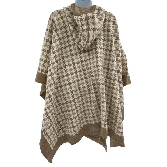 Coco   Carmen Brina Hooded Drawstring Pullover Knit Poncho Carmel Cream One Size