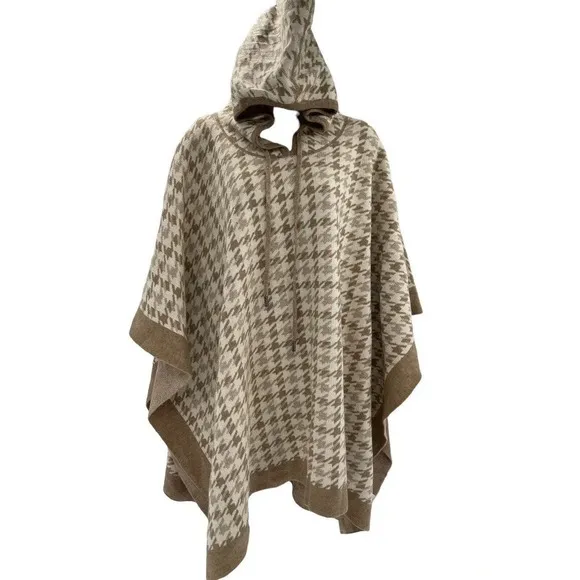 Coco   Carmen Brina Hooded Drawstring Pullover Knit Poncho Carmel Cream One Size