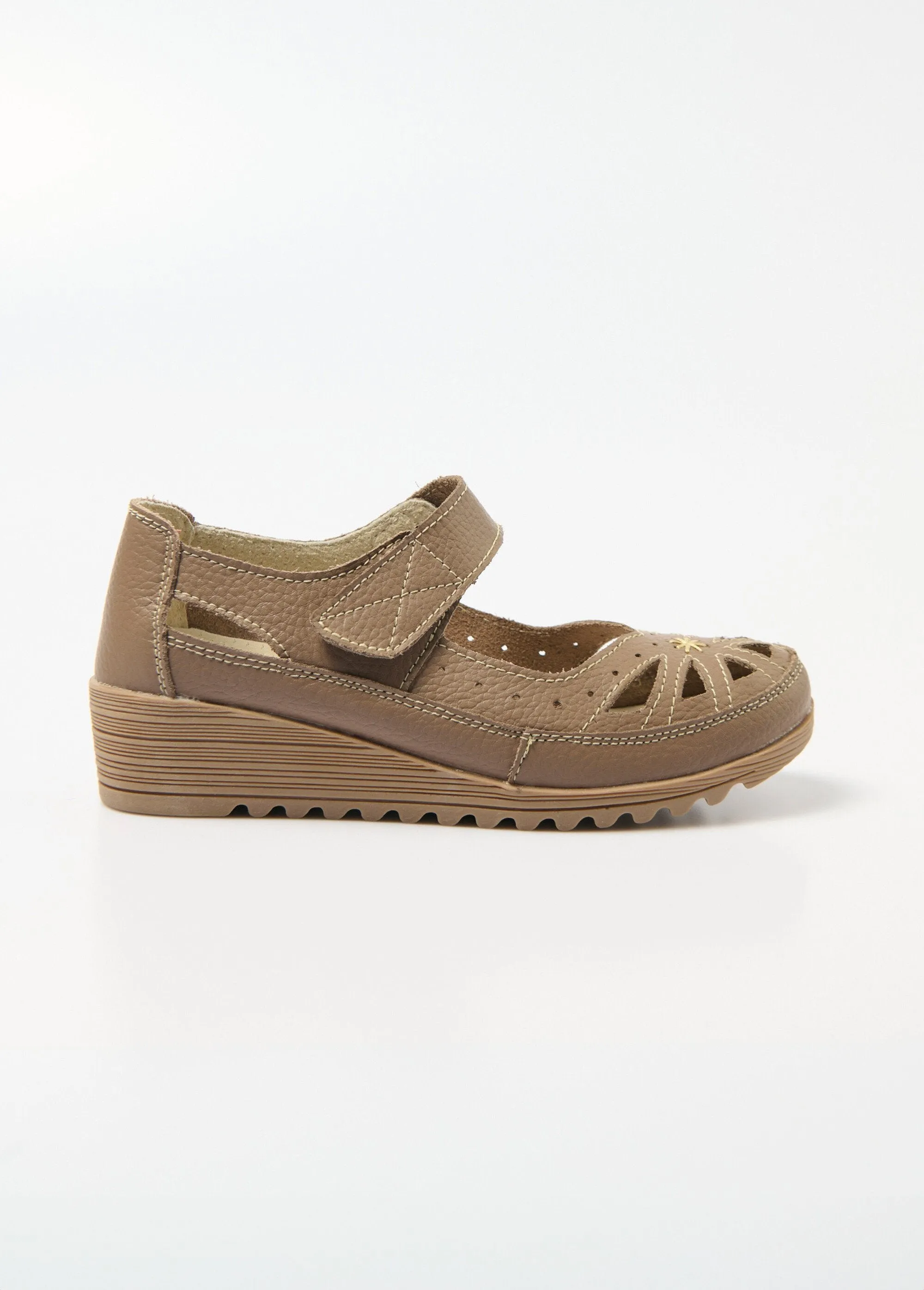 Comfort width Velcro sandals