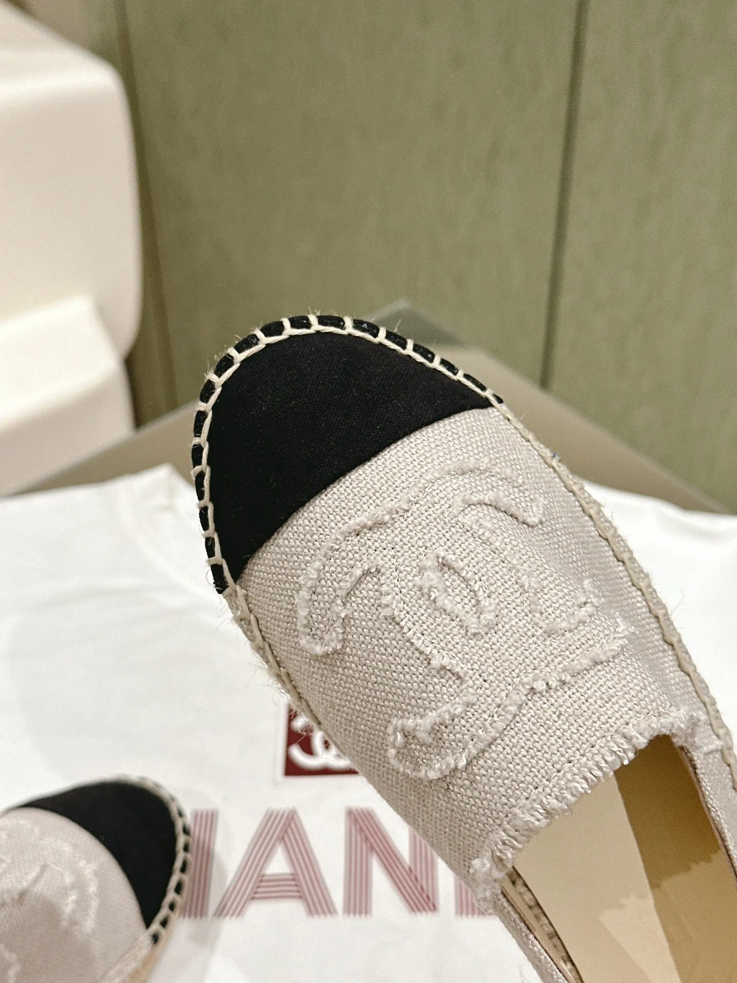 espadrilles grey black canvas