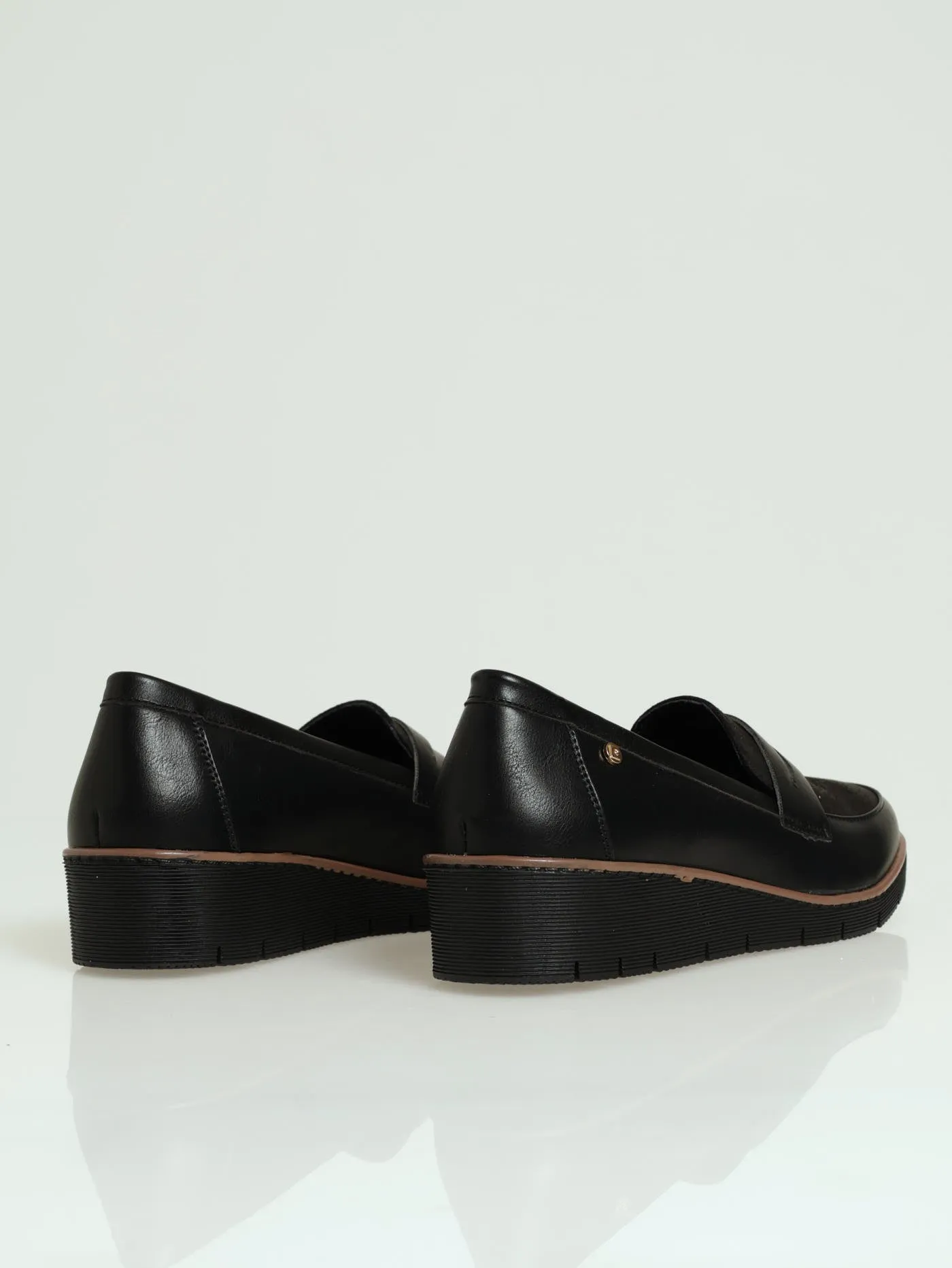 Leonilde 4 High Vamp Wedge Loafer - Black