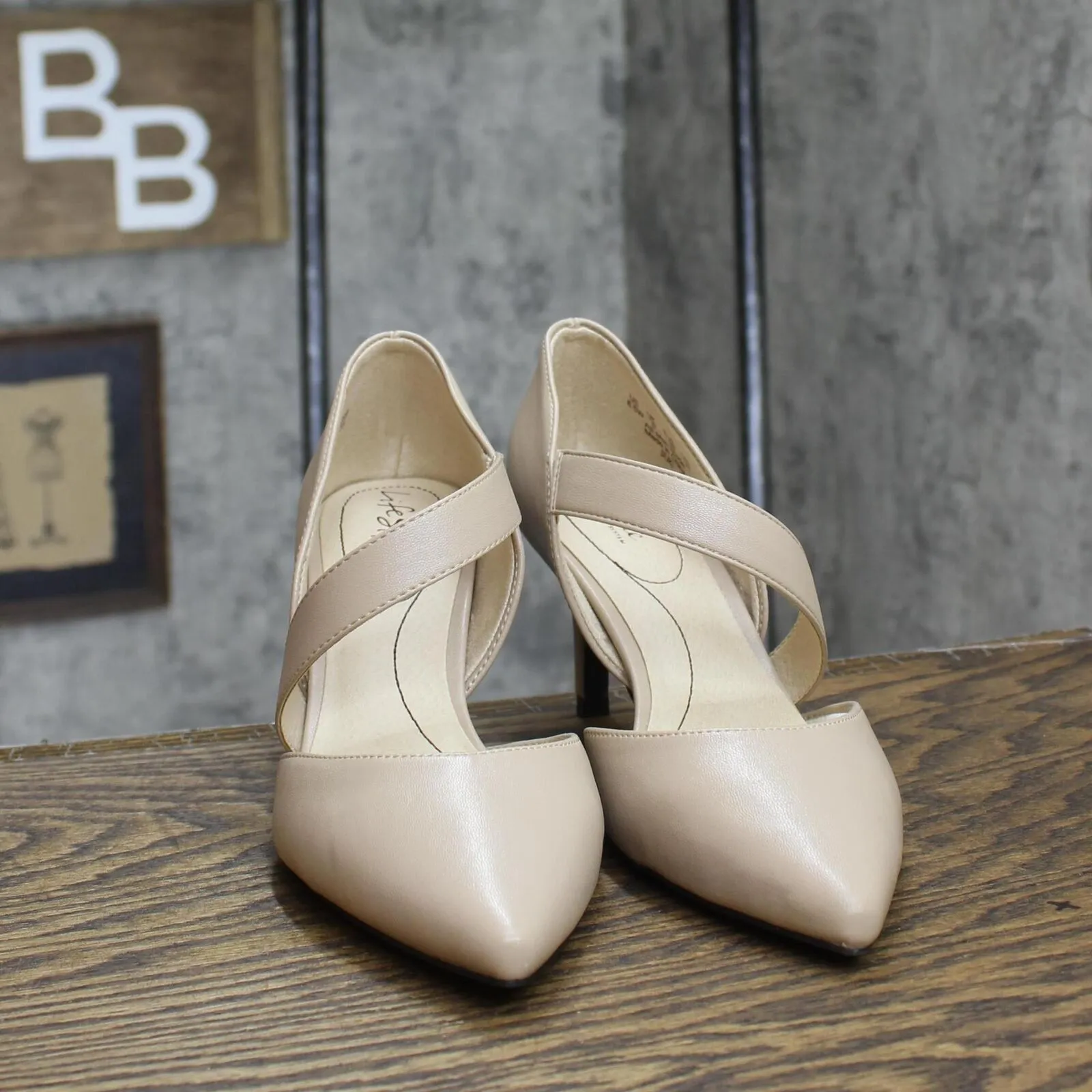Lifestride Womens Suki Pumps Heels E9896S2 Tender Taupe Brown 8.5W