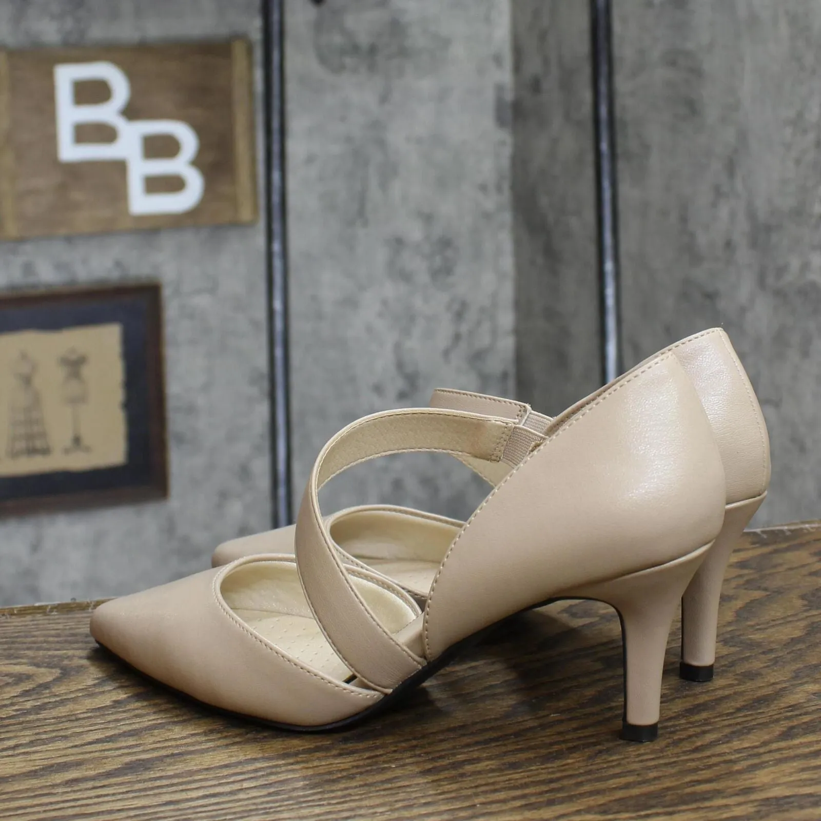 Lifestride Womens Suki Pumps Heels E9896S2 Tender Taupe Brown 8.5W