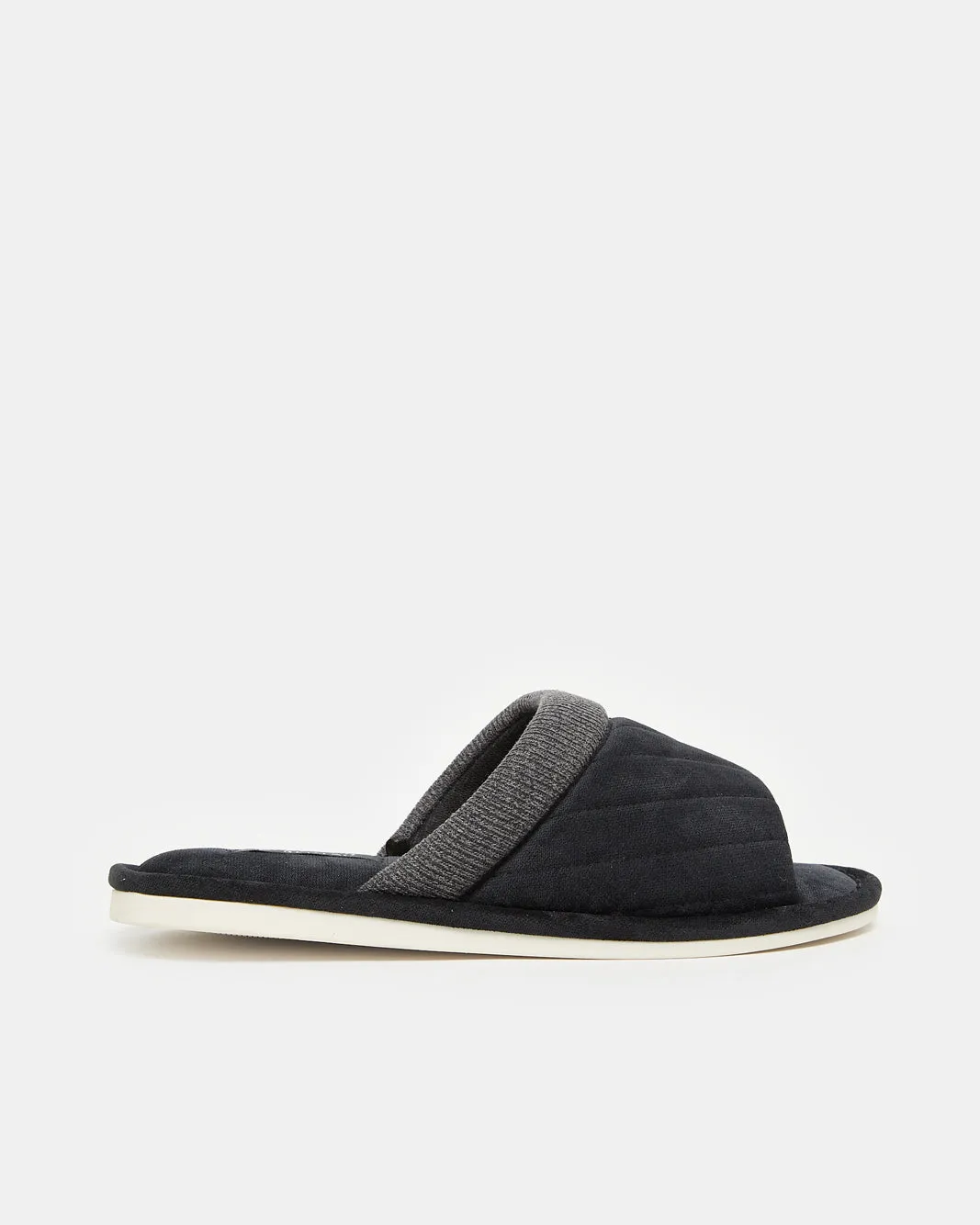 Men Black Textured Slipper