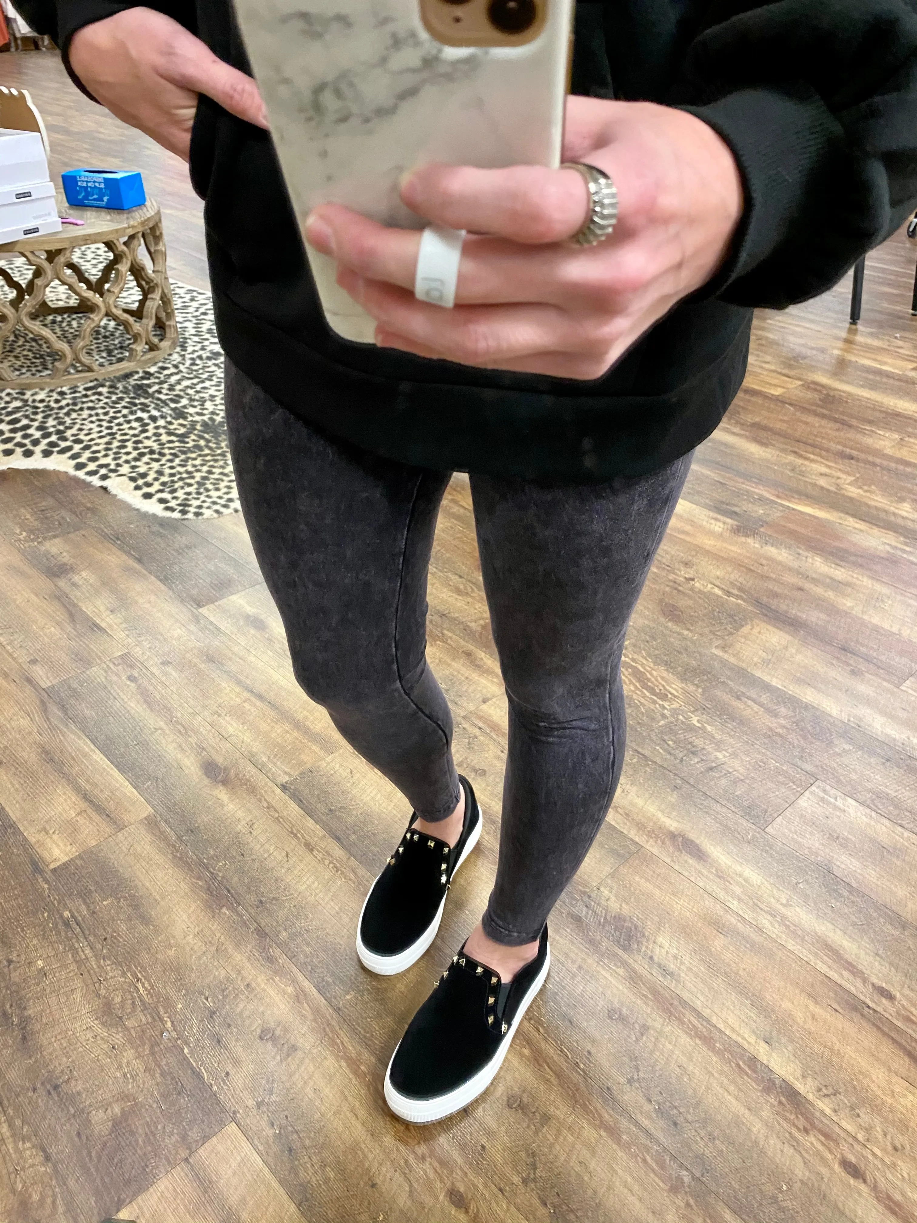 Mineral Wash Curvy Leggings