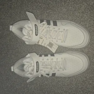 New Adidas Postmove Mid size 11 women's