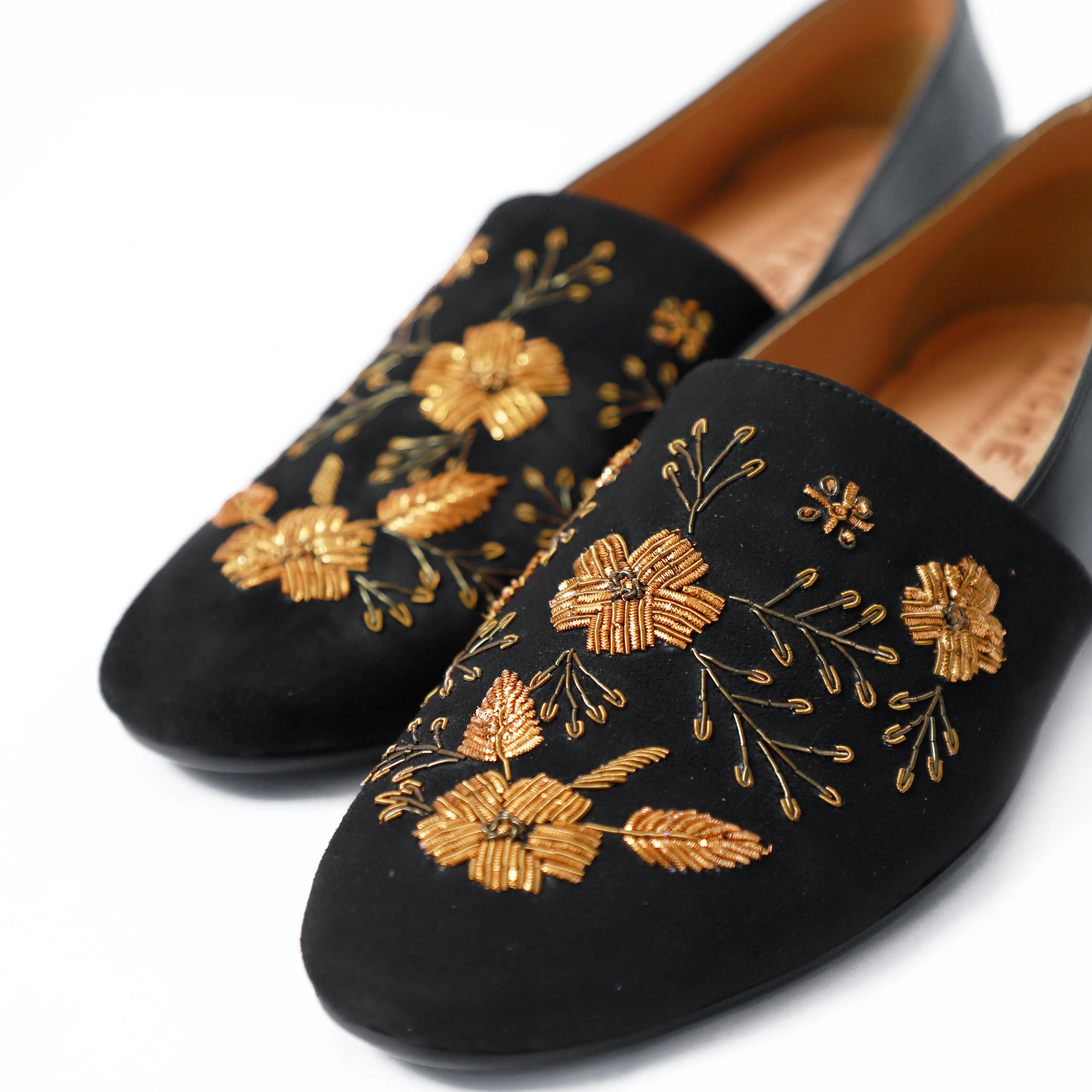 NICHE Black Royal Embroidery Loafer