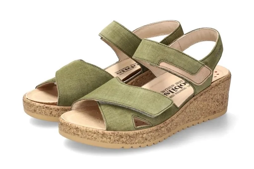 'Noor' women's ergonomic wide fit (H) sandal - Green