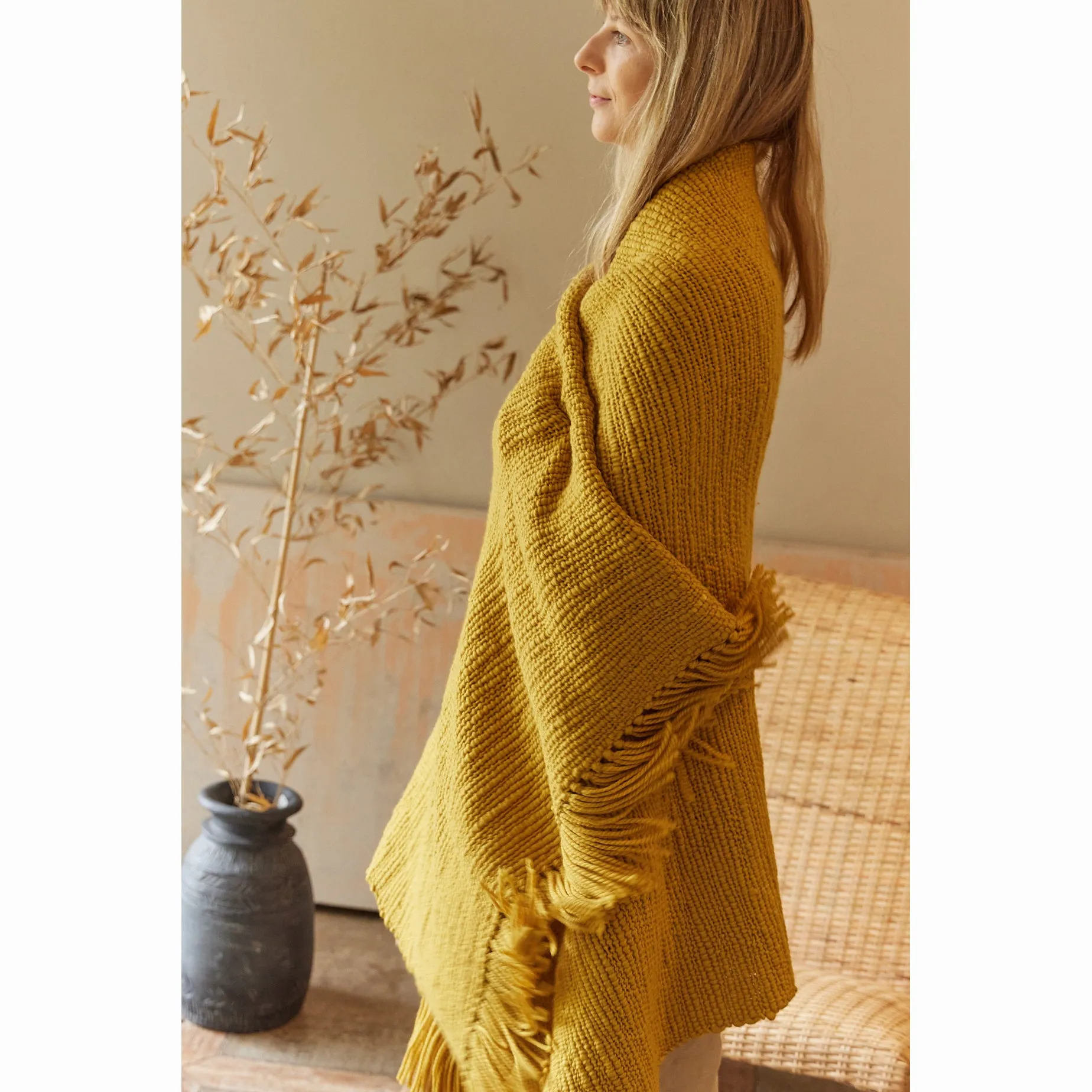 Organic Hand-Woven Merino Wool Blanket - Cozy up in Style with this Chunky Honeycomb Throw Blanket