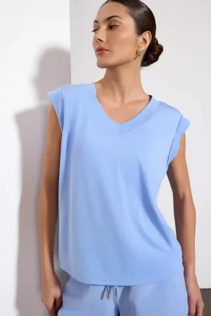 Performance Knit V-Neck Tee - Hydrangea