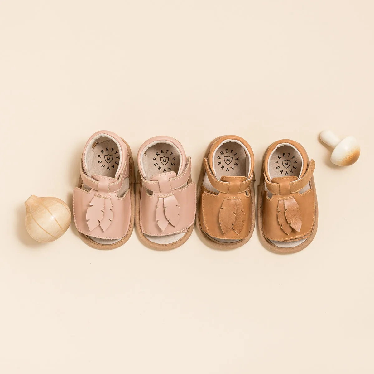 PHOENIX SANDAL Tan Leaf