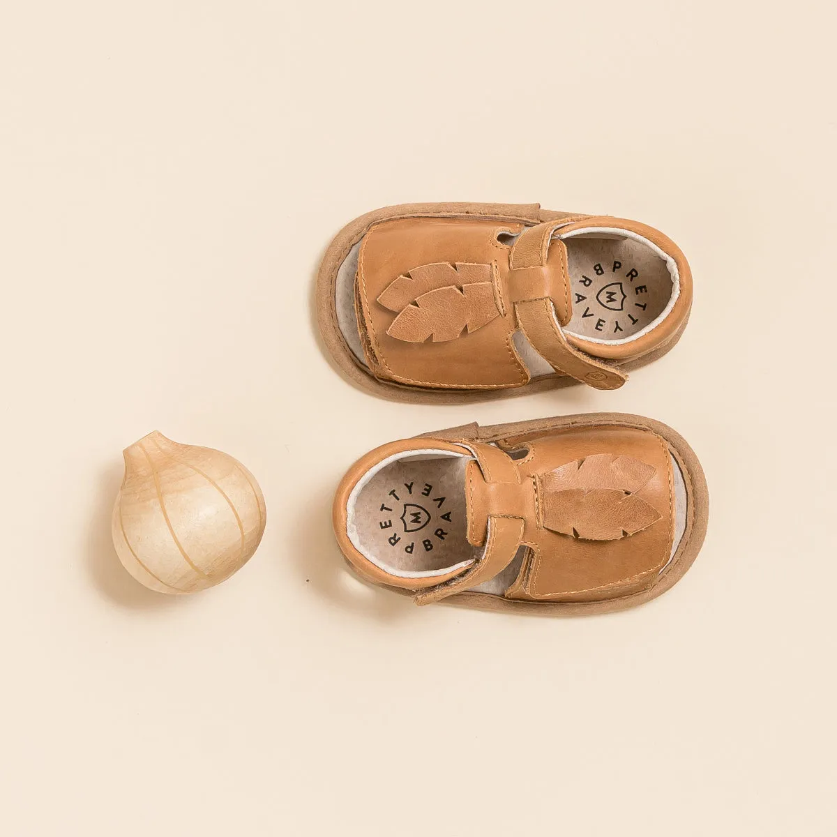 PHOENIX SANDAL Tan Leaf