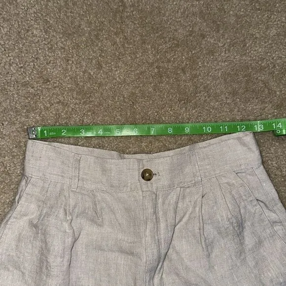 Reformation 100% Linen Bello Pleated high rise Shorts in Oatmeal