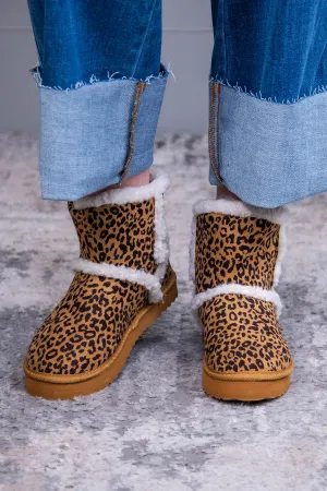 She Runs The World Tan Printed Fuzzy Boots - SHO2764LE