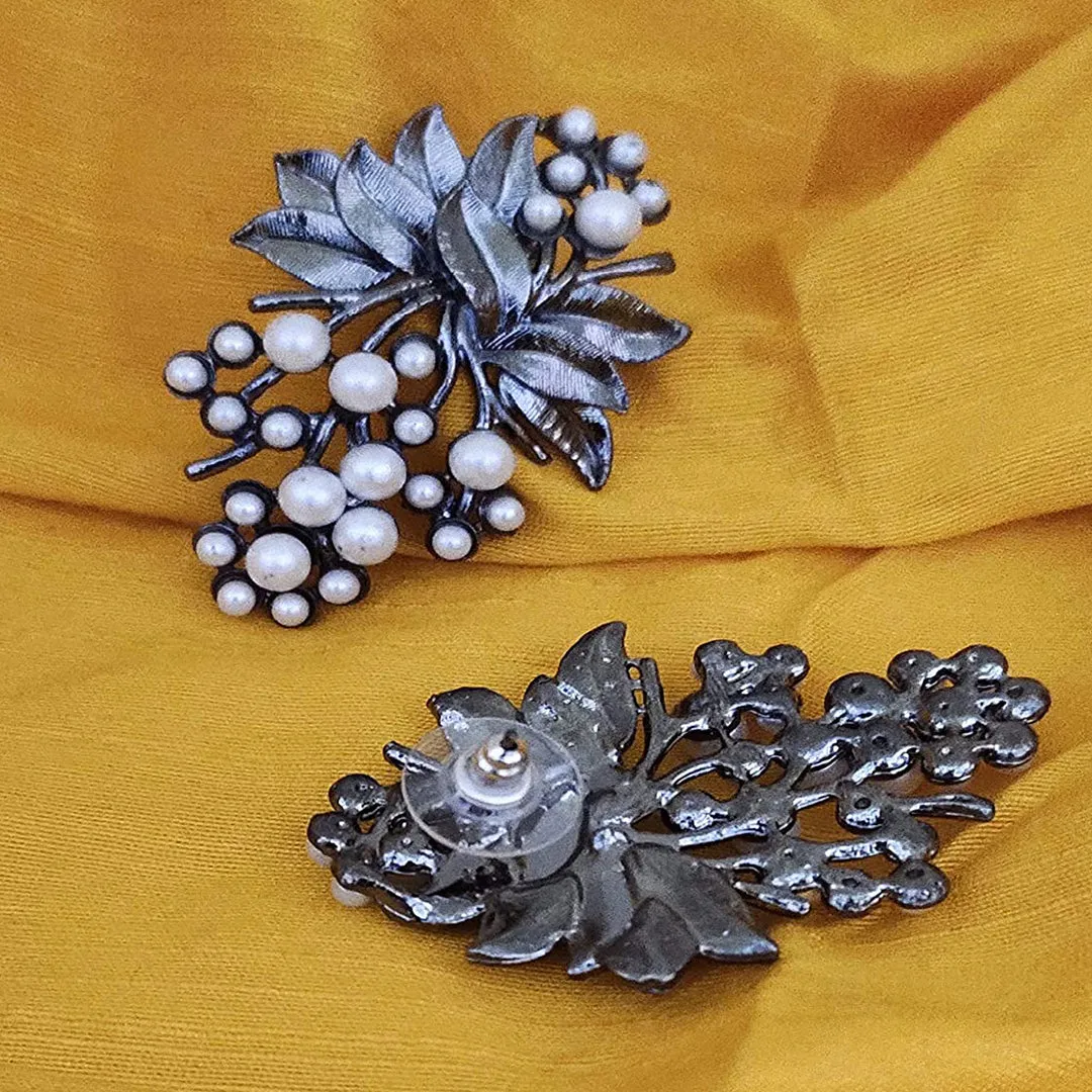 Silver Flower Pearl Stud Earrings