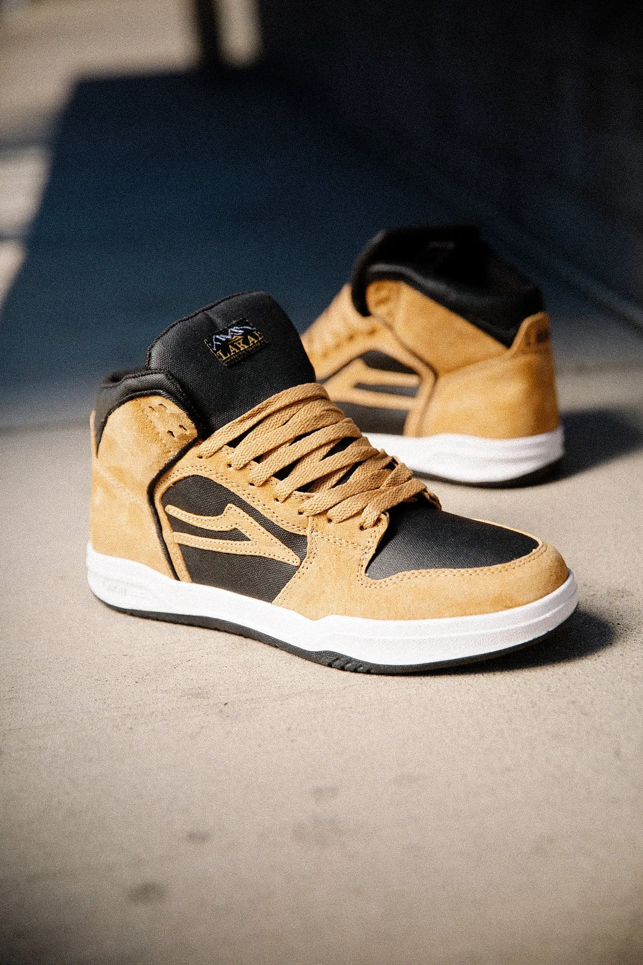 Telford - Gold/Pig Suede