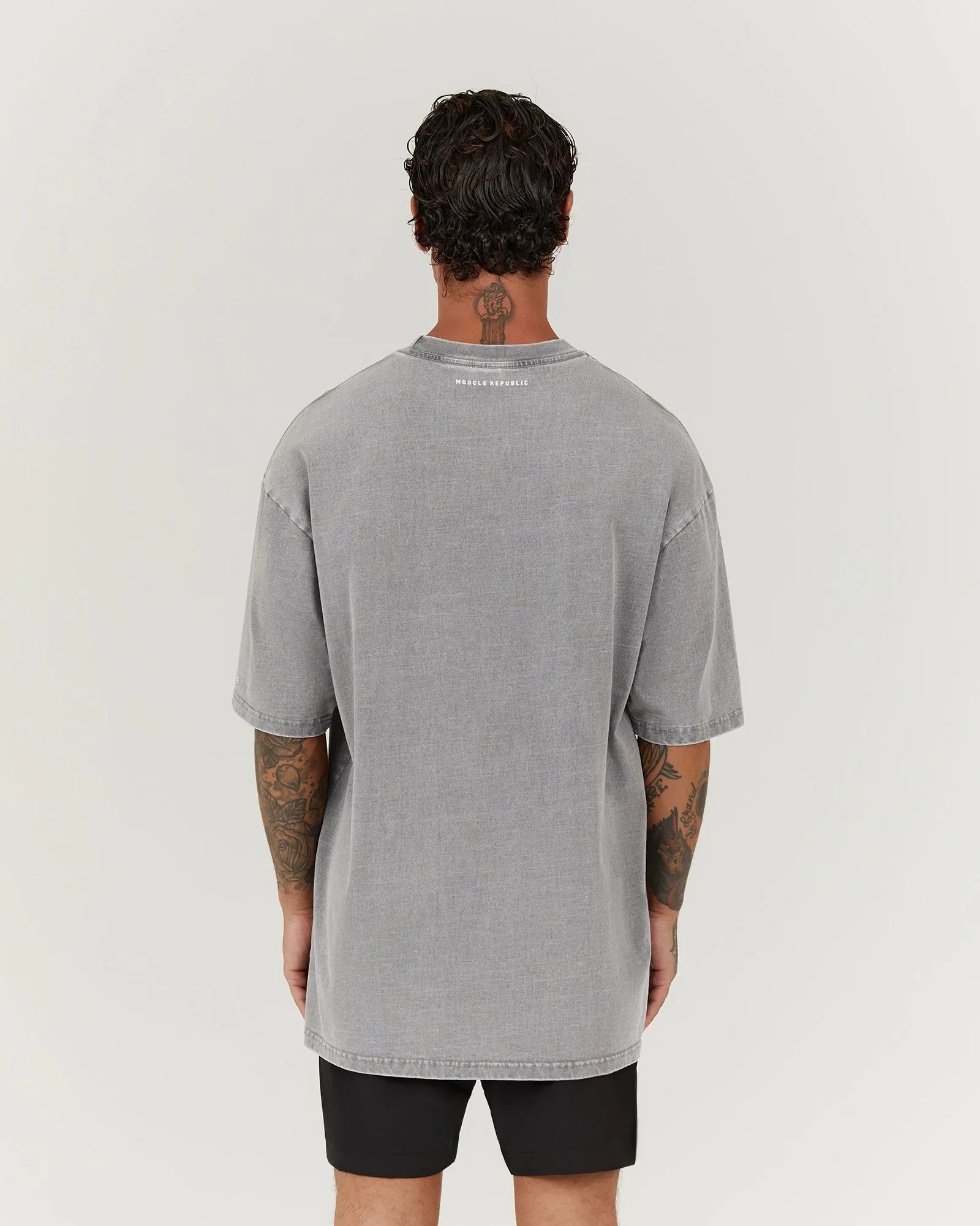 TIMELESS MSCR TEE - FADED GREY