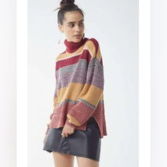 Urban Outfitters Jodie Comer FREE GUY StripeD Chunky Knit Turtleneck Sweater SM