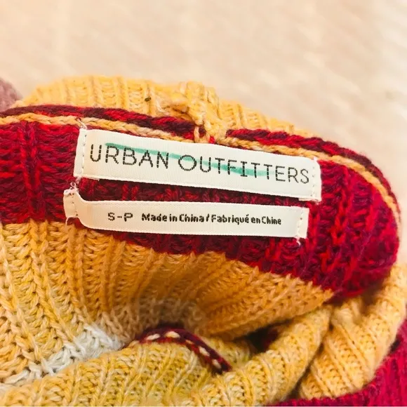 Urban Outfitters Jodie Comer FREE GUY StripeD Chunky Knit Turtleneck Sweater SM