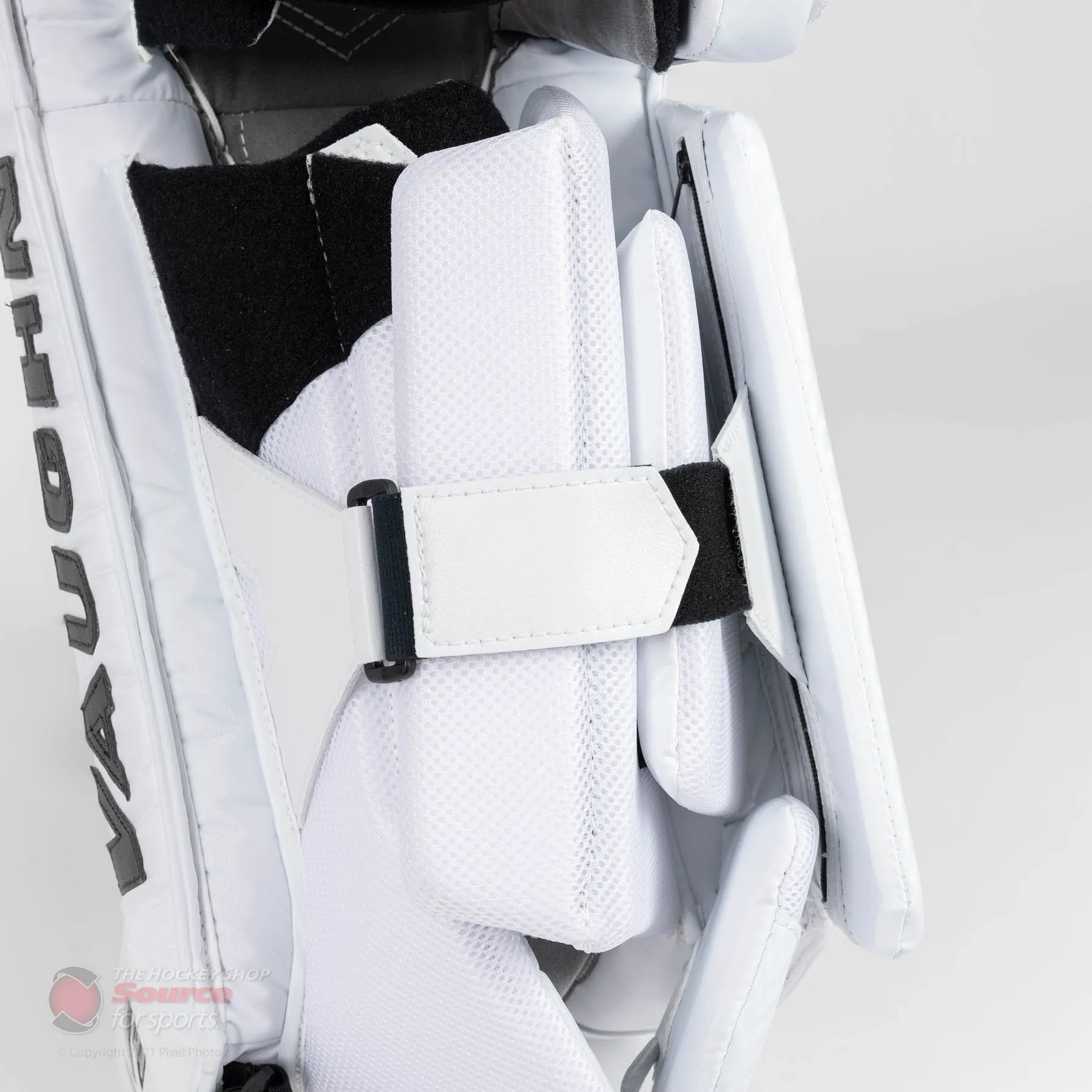 Vaughn Velocity V9 Pro Carbon Senior Goalie Leg Pads - Swirl Graphic