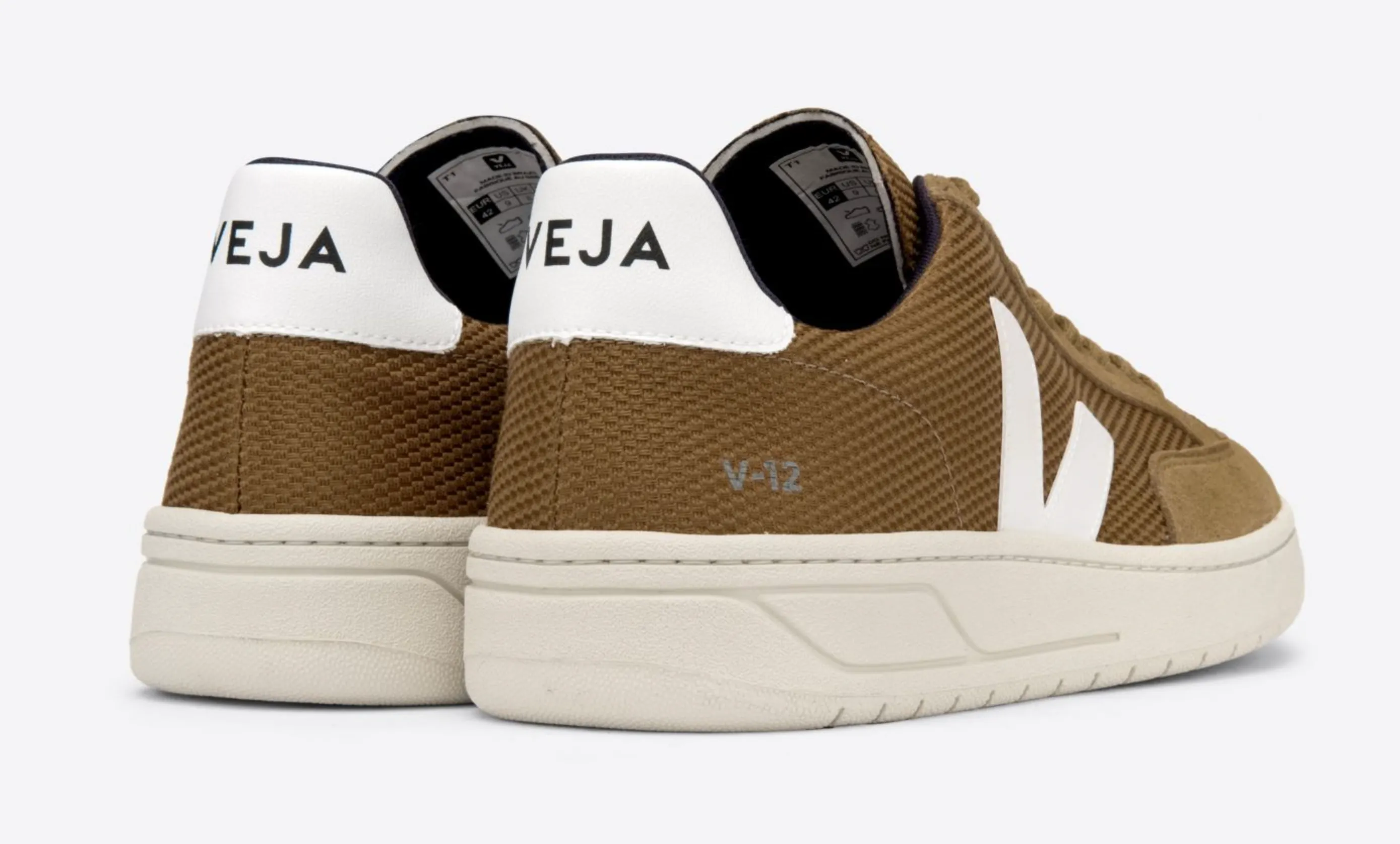 Veja Men's V-12 Vegan B-Mesh Tent White