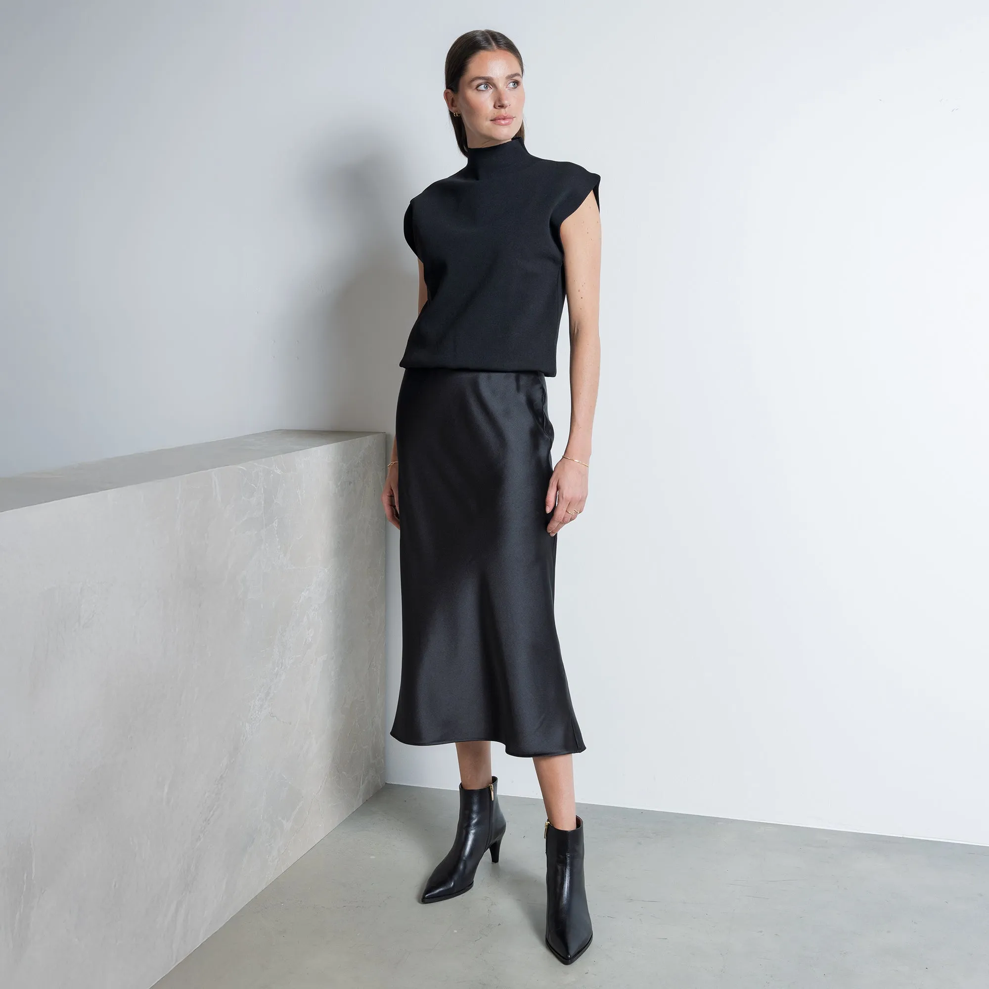 Vendôme Lola black calfskin leather boots