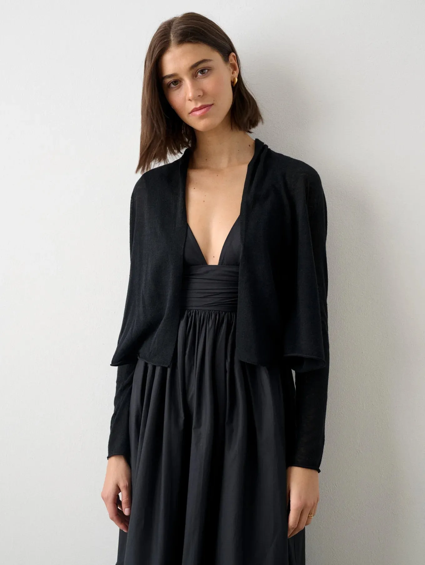 White and Warren - Linen Blend Cropped Trapeze Cardigan