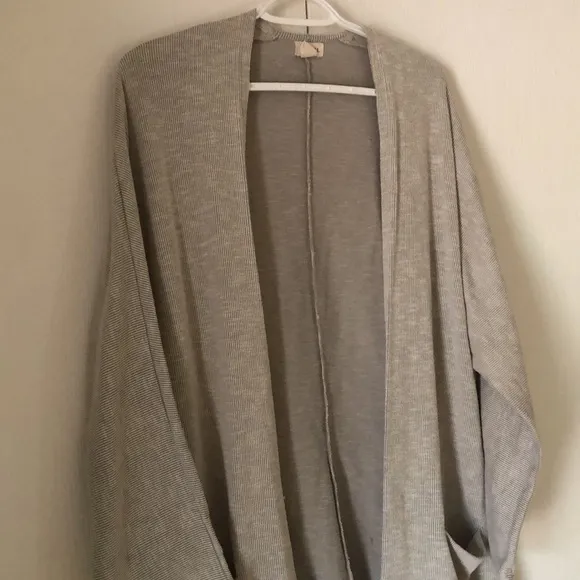 Women's Donni. Gray Open-Front kimono Sweater cardigan